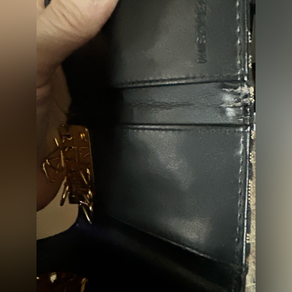 MK Key Case - Picture 11 of 12